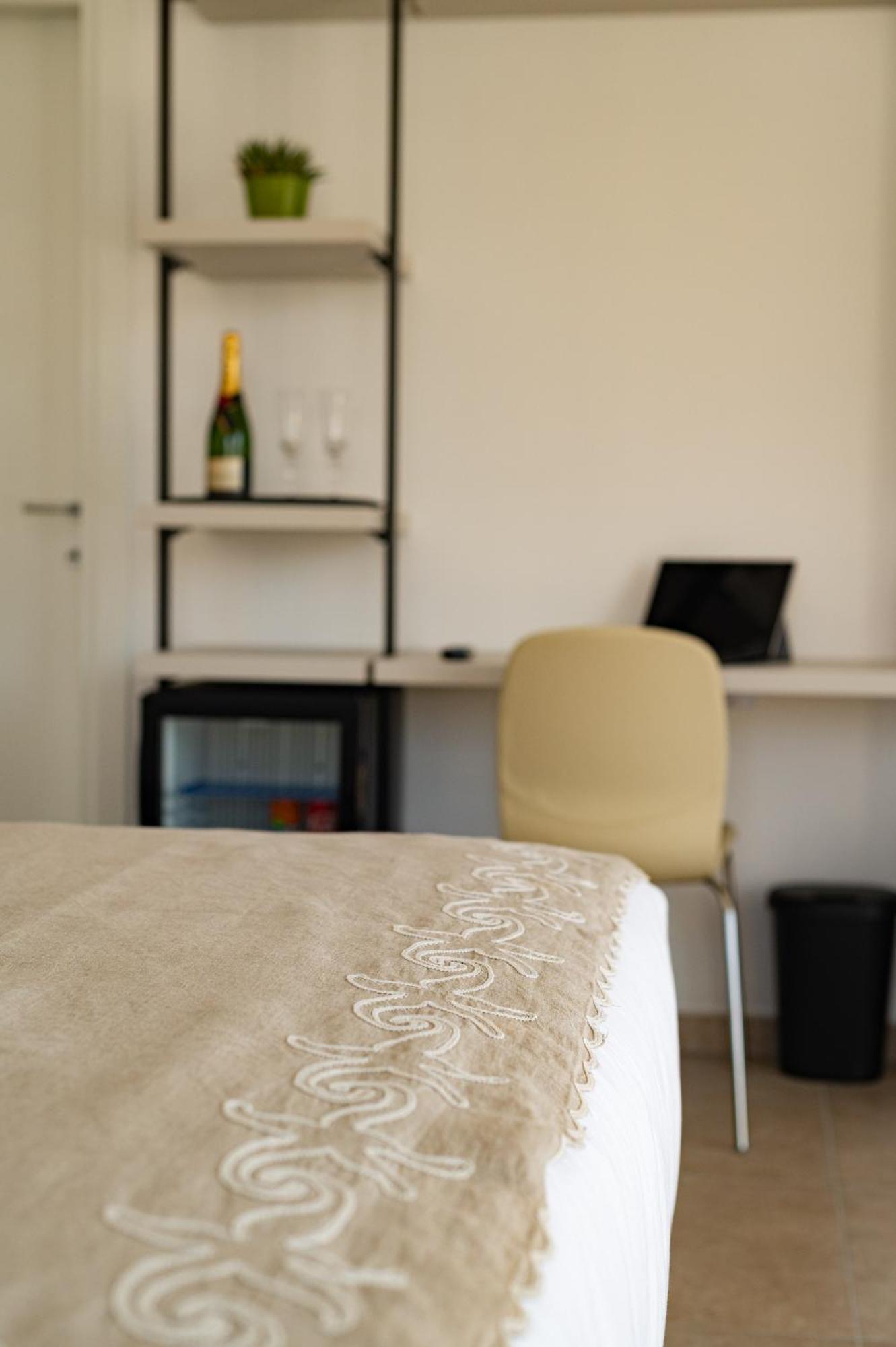 Callia Rooms Procida Exterior photo